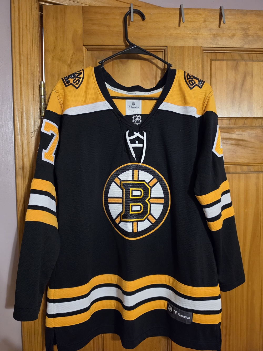 Fanatics Boston Bruins Black & Gold Hockey Jersey